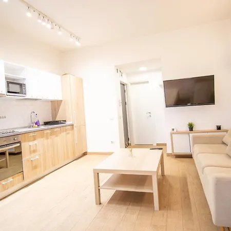 Calea Victoriei Old Town * בוקרשט
